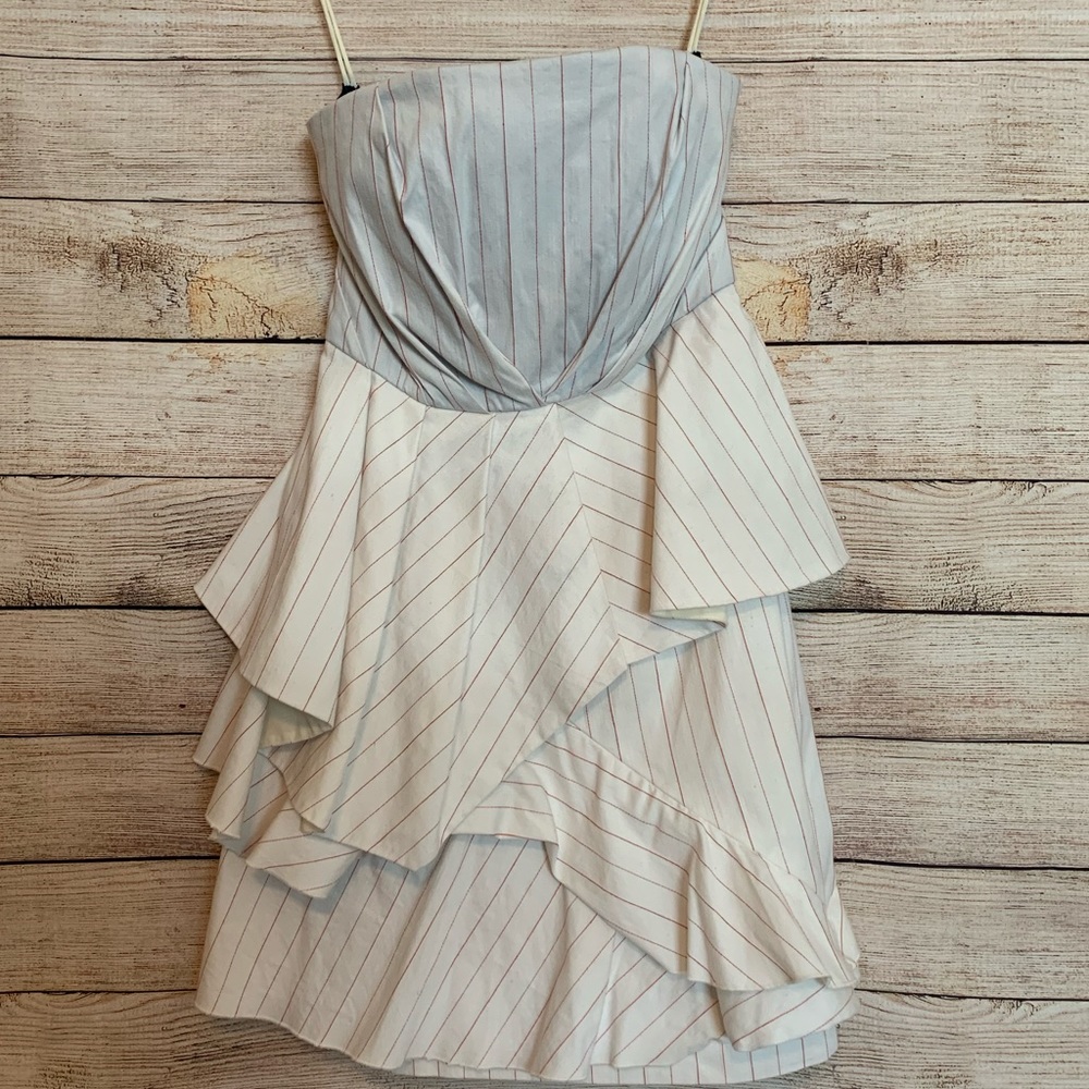 Alice + Olivia Strapless Tiered Ruffle Dress - Picture 3 of 8